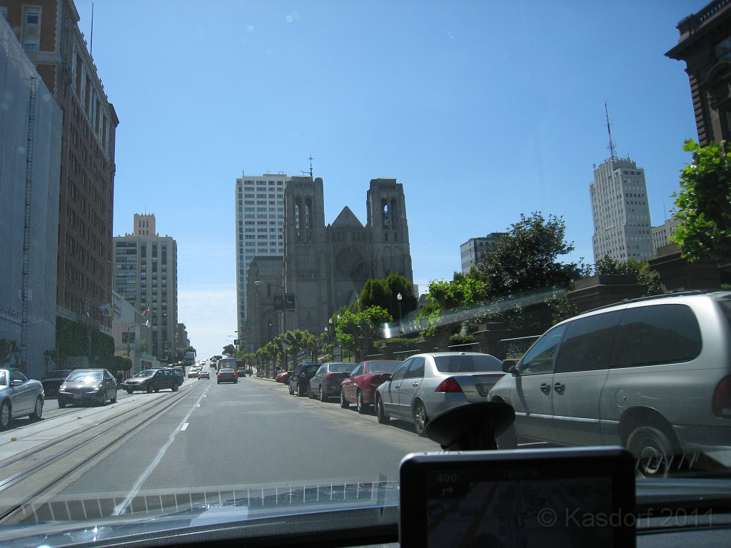 2011 Bay 2 Breakers Friday 0190.JPG - I was able to participate in the 100th annual running of the Bay to Breakers 12K race in San Francisco California. A weekend for sightseeing and racing.